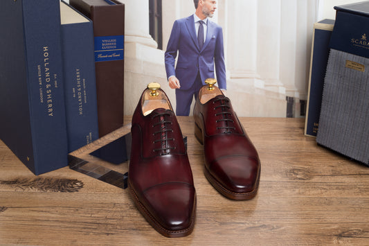 Pantofii bărbătești Oxford Cap Toe